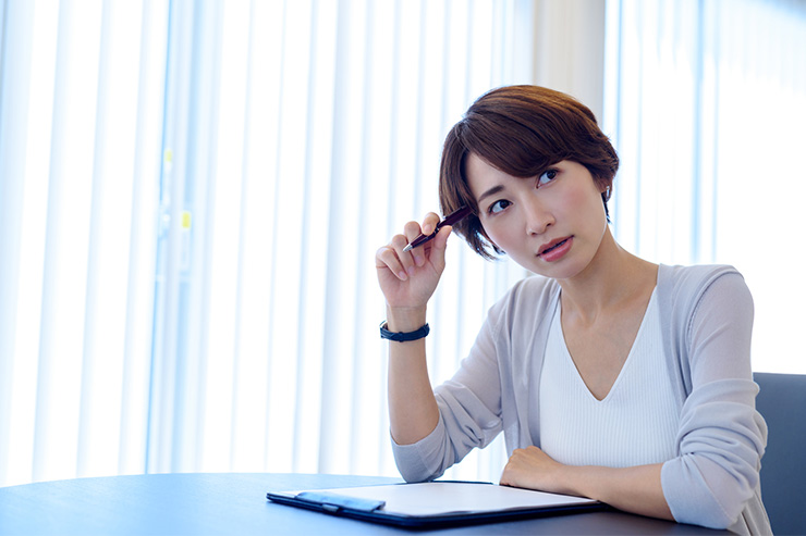 バイトを探していて「履歴書不要」の文字が目に入ったことはありませんか？　そのときにどんな感想を持ちましたか？　「気軽でいいな」でしょうか、それとも「なんだか不安」でしょうか。履歴書はその人のことを説明し証明する大切な書類です。それなのに「履歴書不要」というのはいったいどうしてなのか不思議ですよね。けれど、それにはれっきとした理由があるのです。履歴書が不要なのはなぜなのか、その理由と募集が多い職種を知って気になるバイトに応募しましょう！